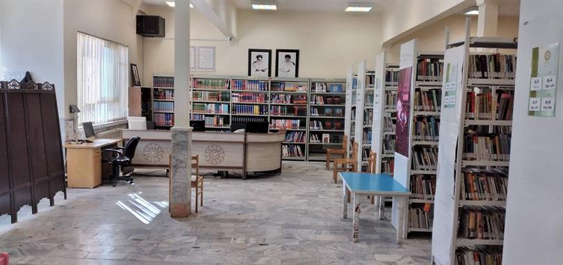 داخل مخزن کتابخانه ی پرفسورهشترودی