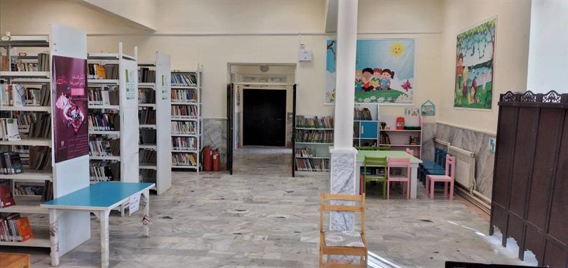 داخل مخزن بخش کتابخانه ی پرفسورهشترودی